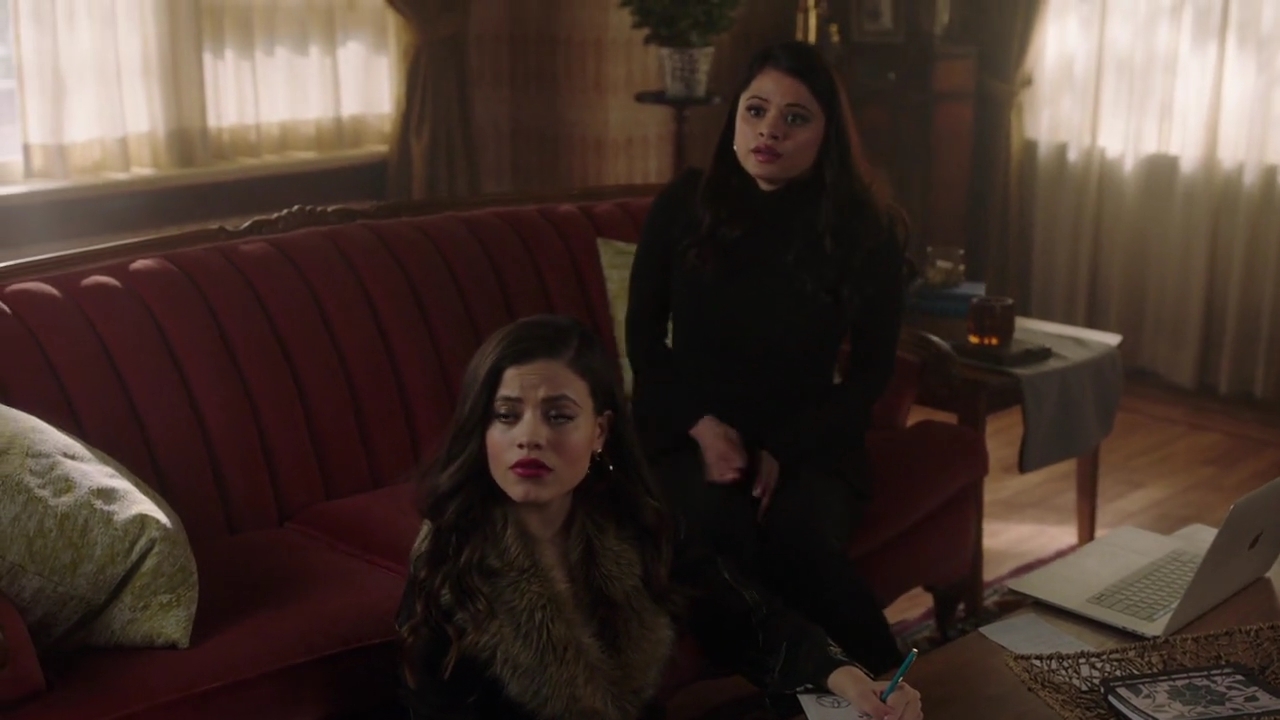 Charmed-Online-dot-nl_Charmed-1x20Ambush00929.jpg Charmed-Online-dot-nl_Charmed-1x20Ambush00929.jpg