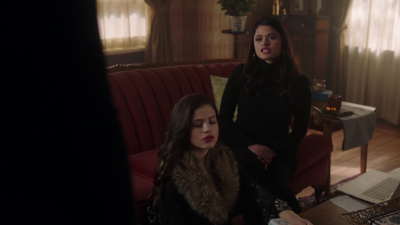 Charmed-Online-dot-nl_Charmed-1x20Ambush01000.jpg Charmed-Online-dot-nl_Charmed-1x20Ambush01000.jpg