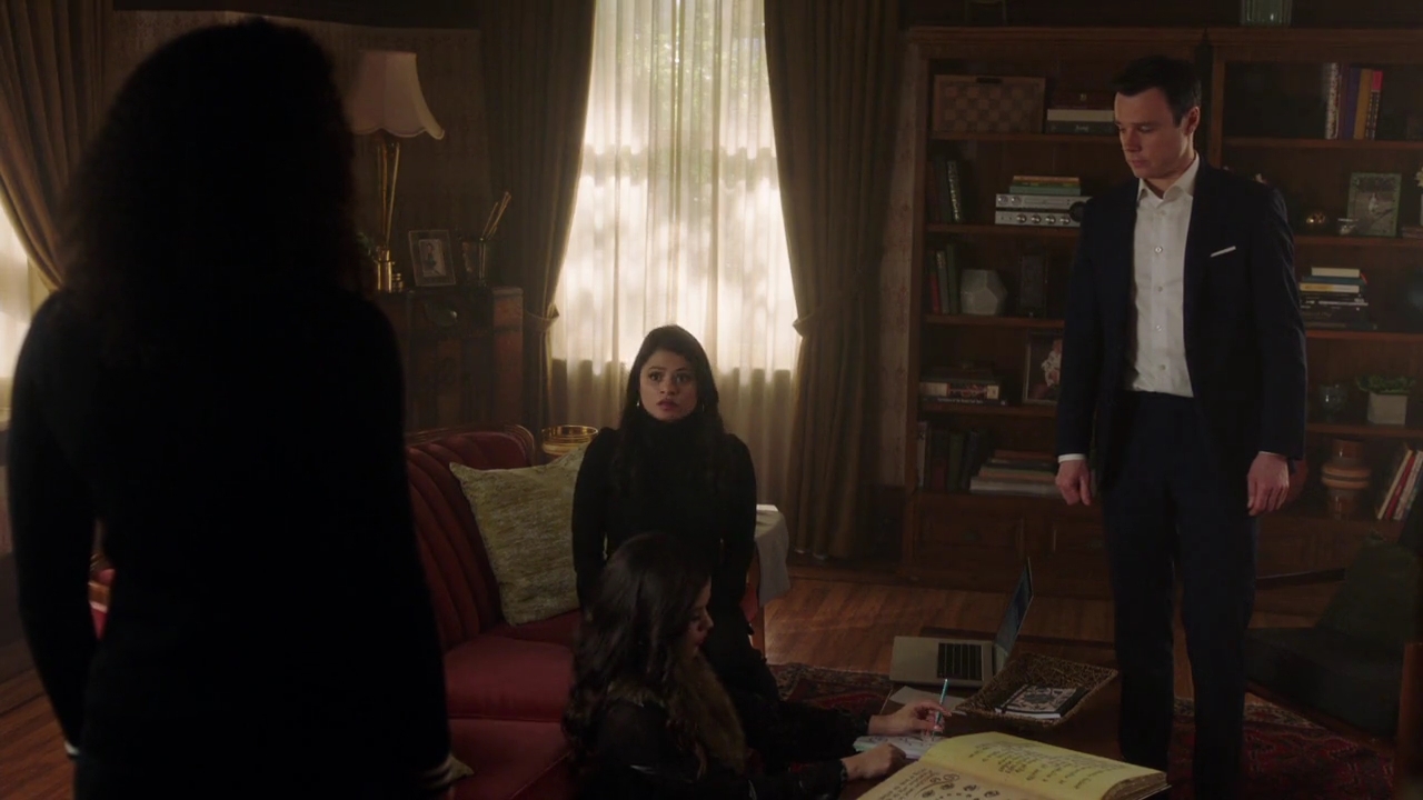 Charmed-Online-dot-nl_Charmed-1x20Ambush01010.jpg Charmed-Online-dot-nl_Charmed-1x20Ambush01010.jpg