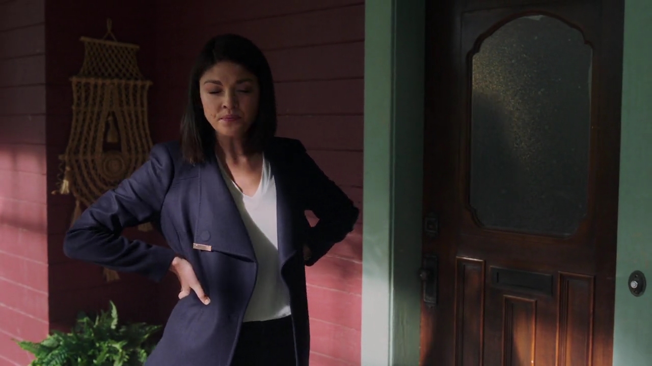 Charmed-Online-dot-nl_Charmed-1x20Ambush01027.jpg Charmed-Online-dot-nl_Charmed-1x20Ambush01027.jpg