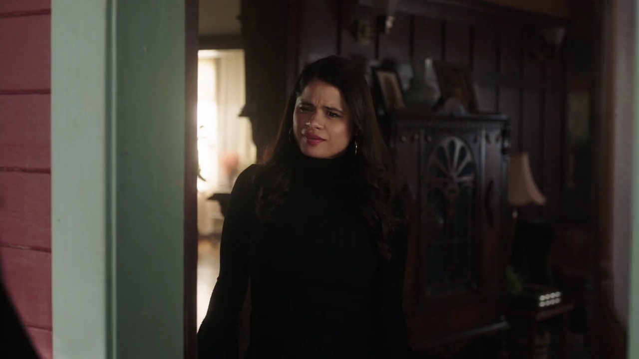 Charmed-Online-dot-nl_Charmed-1x20Ambush01030.jpg Charmed-Online-dot-nl_Charmed-1x20Ambush01030.jpg