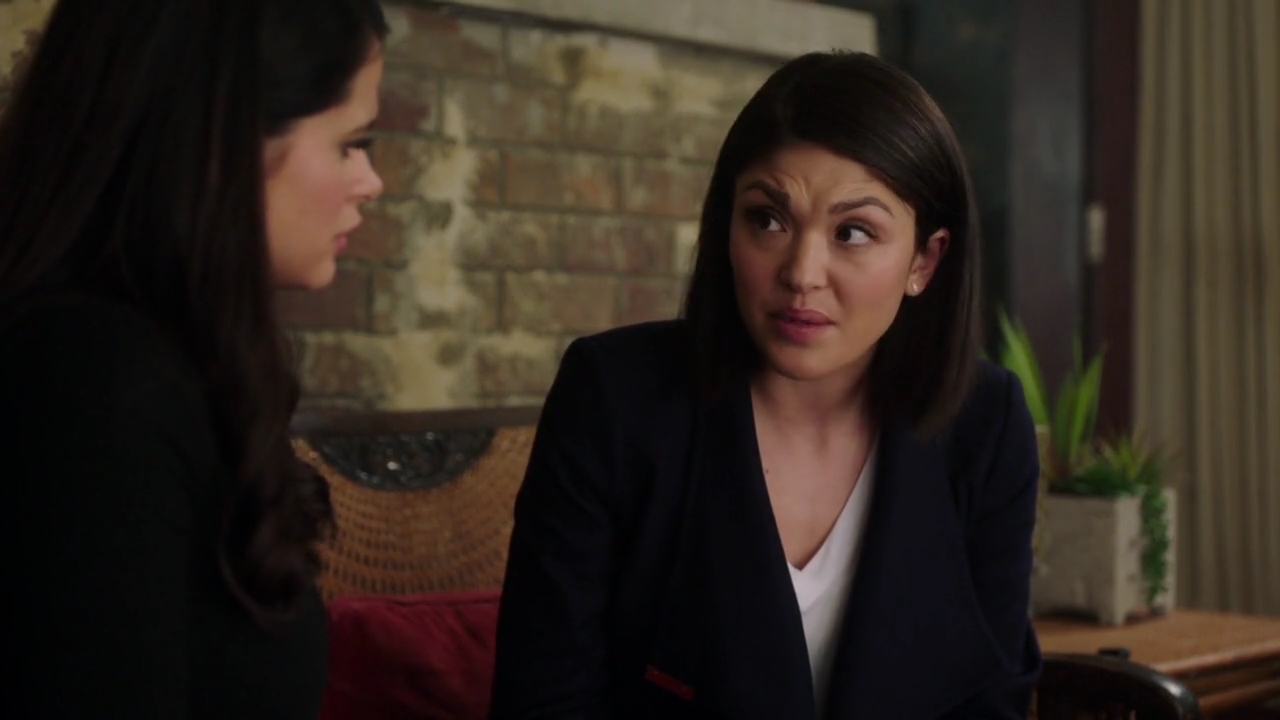 Charmed-Online-dot-nl_Charmed-1x20Ambush01094.jpg Charmed-Online-dot-nl_Charmed-1x20Ambush01094.jpg