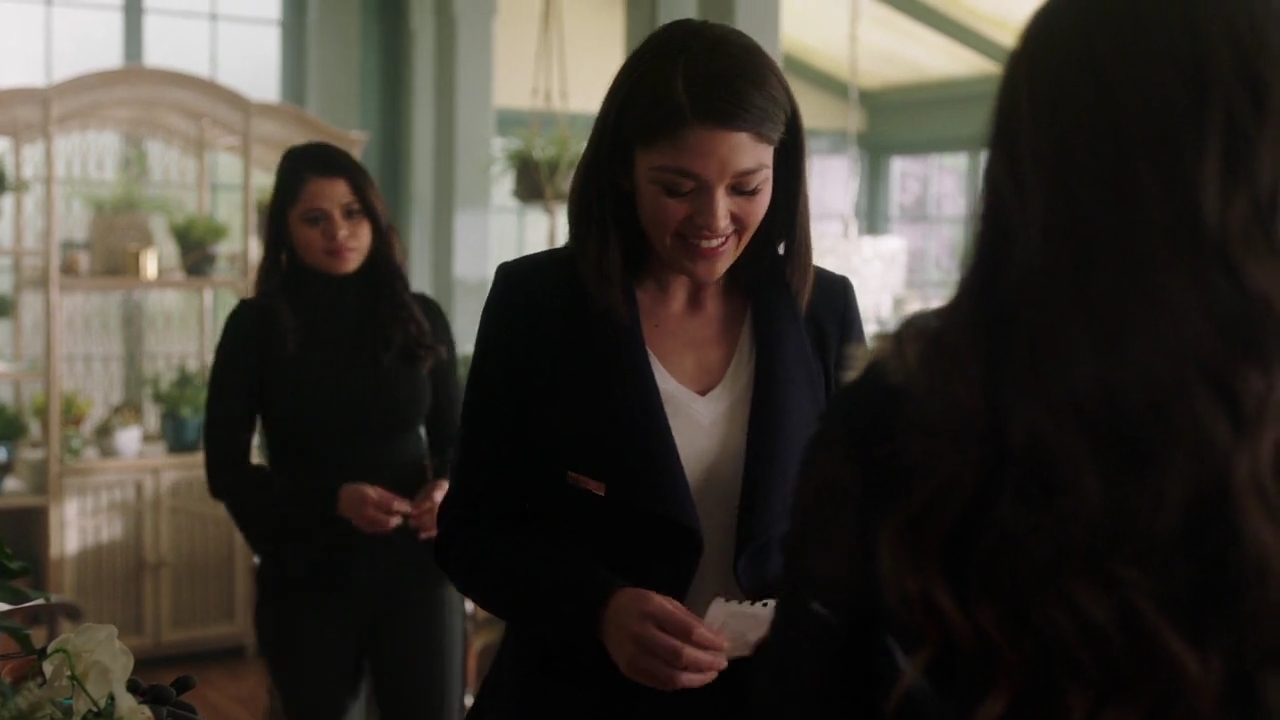 Charmed-Online-dot-nl_Charmed-1x20Ambush01182.jpg Charmed-Online-dot-nl_Charmed-1x20Ambush01182.jpg