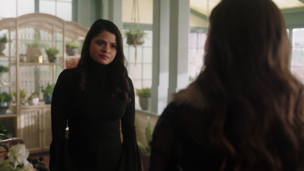 Charmed-Online-dot-nl_Charmed-1x20Ambush01193.jpg Charmed-Online-dot-nl_Charmed-1x20Ambush01193.jpg