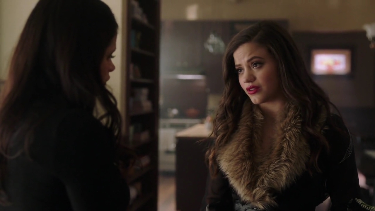 Charmed-Online-dot-nl_Charmed-1x20Ambush01206.jpg Charmed-Online-dot-nl_Charmed-1x20Ambush01206.jpg