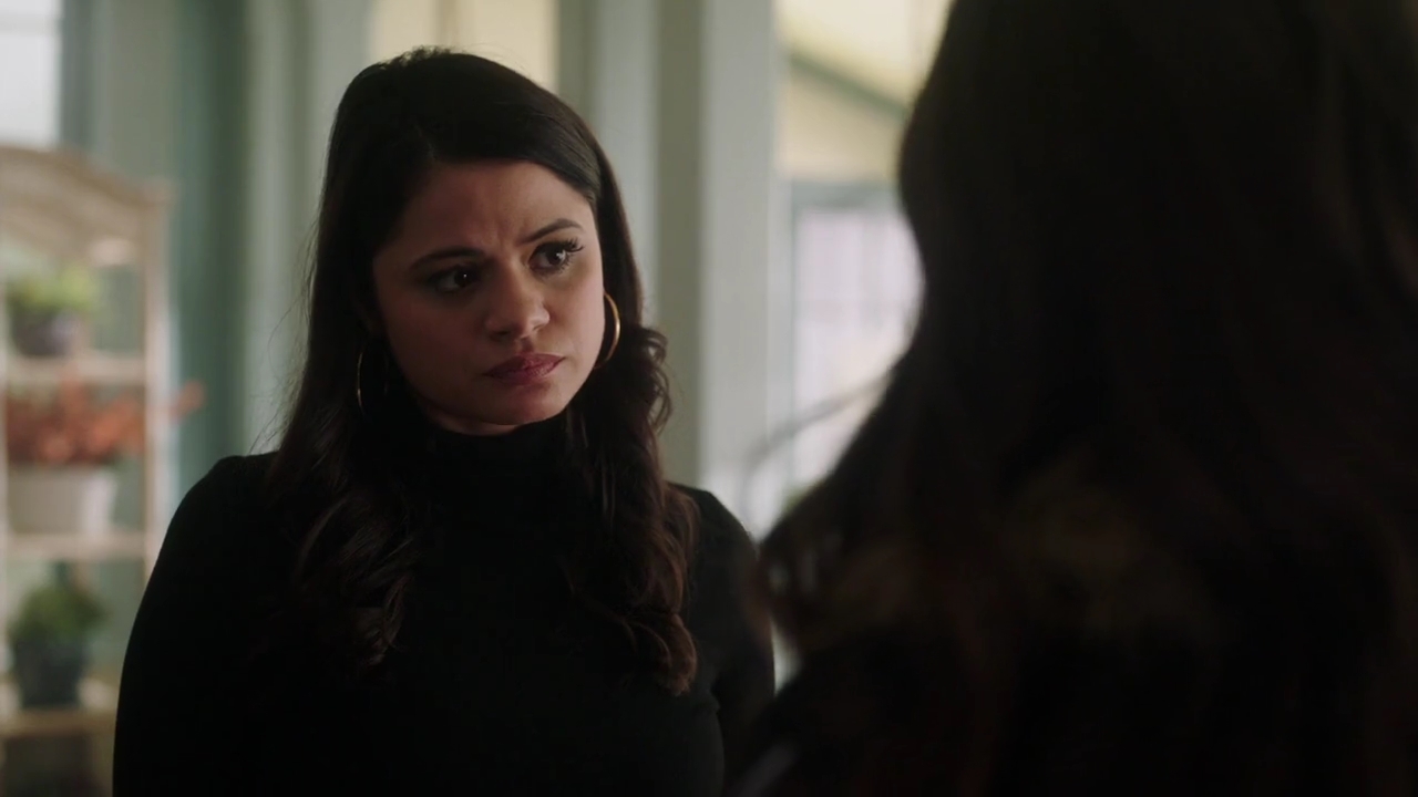 Charmed-Online-dot-nl_Charmed-1x20Ambush01207.jpg Charmed-Online-dot-nl_Charmed-1x20Ambush01207.jpg