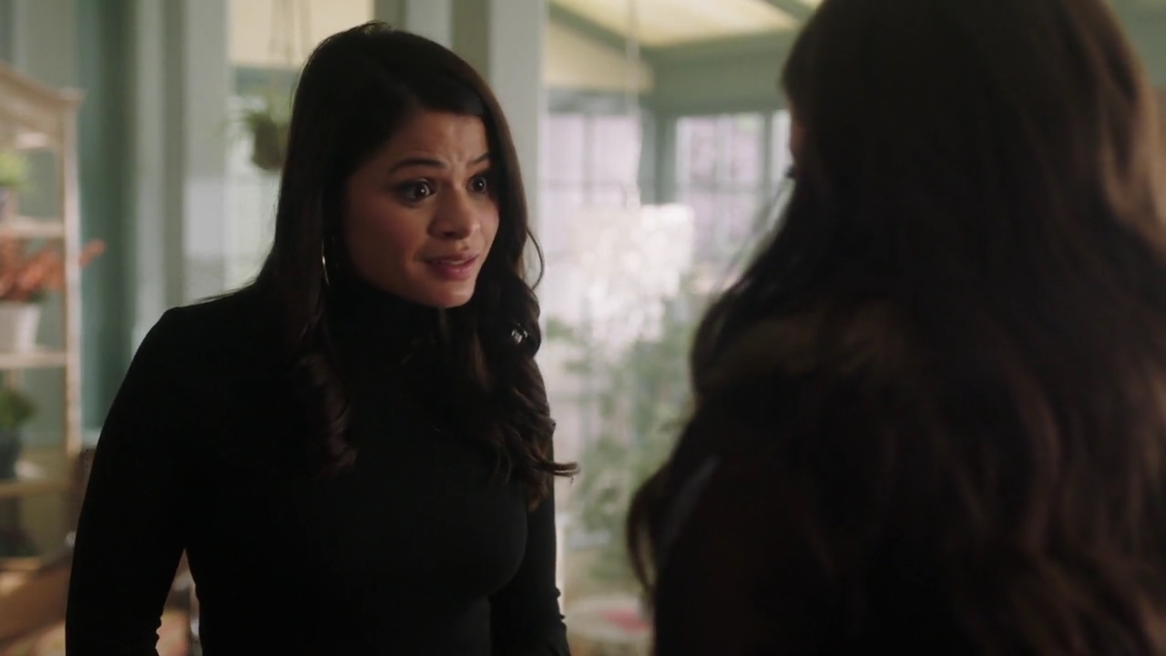 Charmed-Online-dot-nl_Charmed-1x20Ambush01226.jpg Charmed-Online-dot-nl_Charmed-1x20Ambush01226.jpg