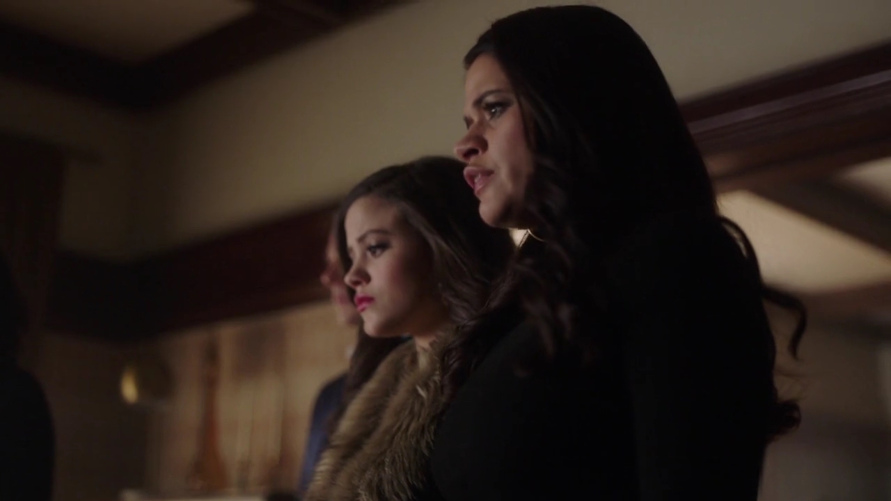 Charmed-Online-dot-nl_Charmed-1x20Ambush01254.jpg Charmed-Online-dot-nl_Charmed-1x20Ambush01254.jpg