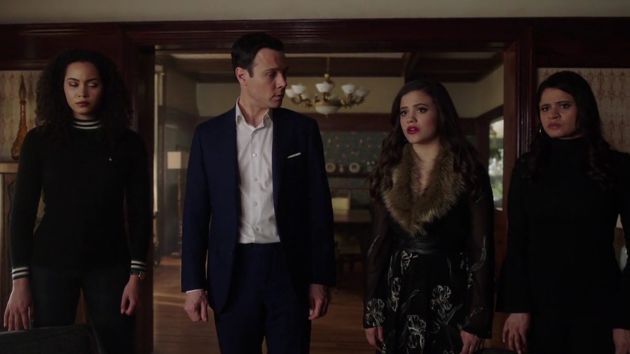 Charmed-Online-dot-nl_Charmed-1x20Ambush01272.jpg Charmed-Online-dot-nl_Charmed-1x20Ambush01272.jpg