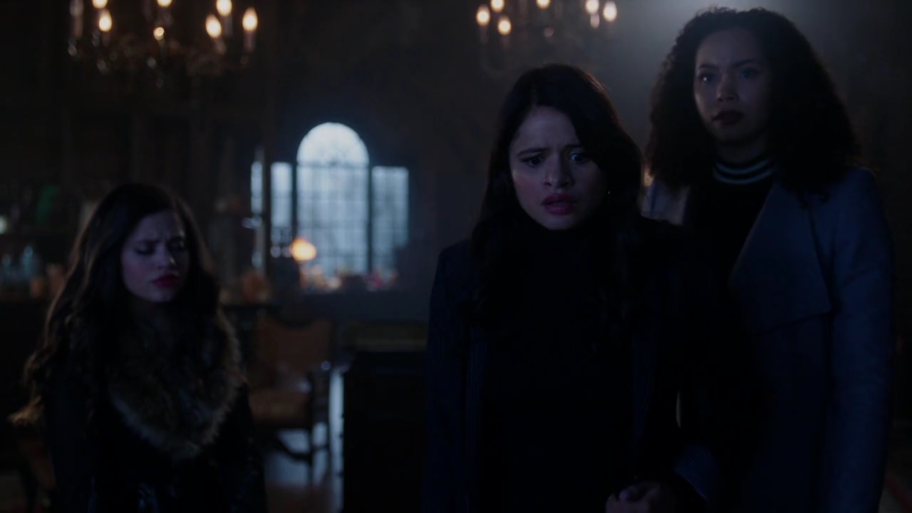 Charmed-Online-dot-nl_Charmed-1x20Ambush01424.jpg