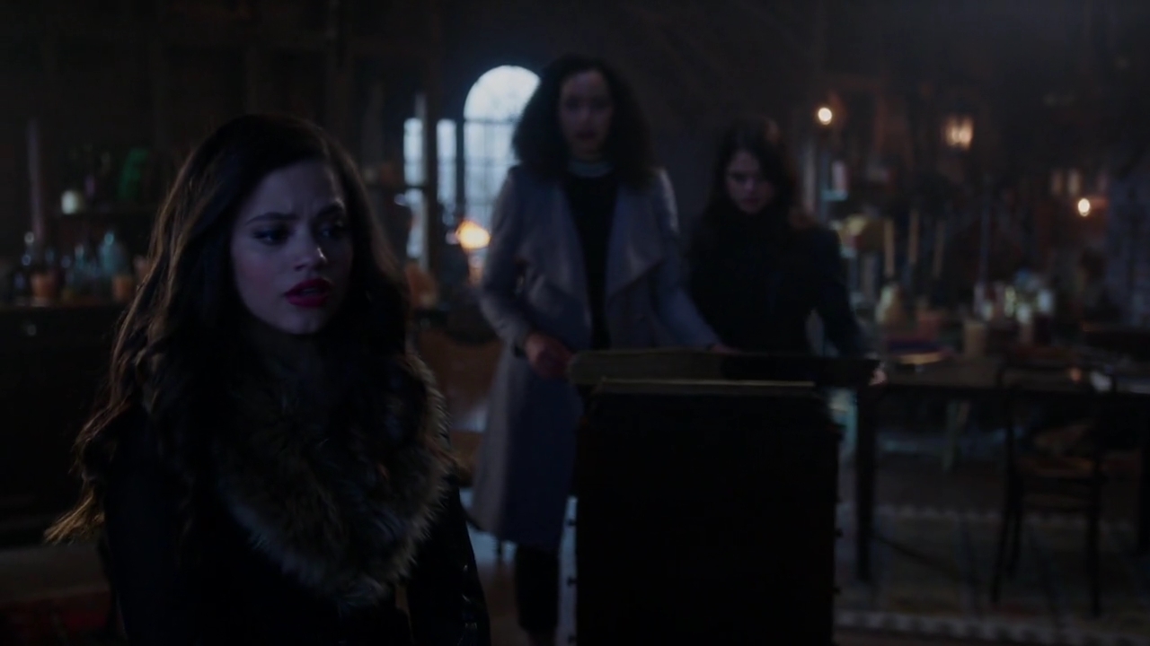 Charmed-Online-dot-nl_Charmed-1x20Ambush01430.jpg Charmed-Online-dot-nl_Charmed-1x20Ambush01430.jpg