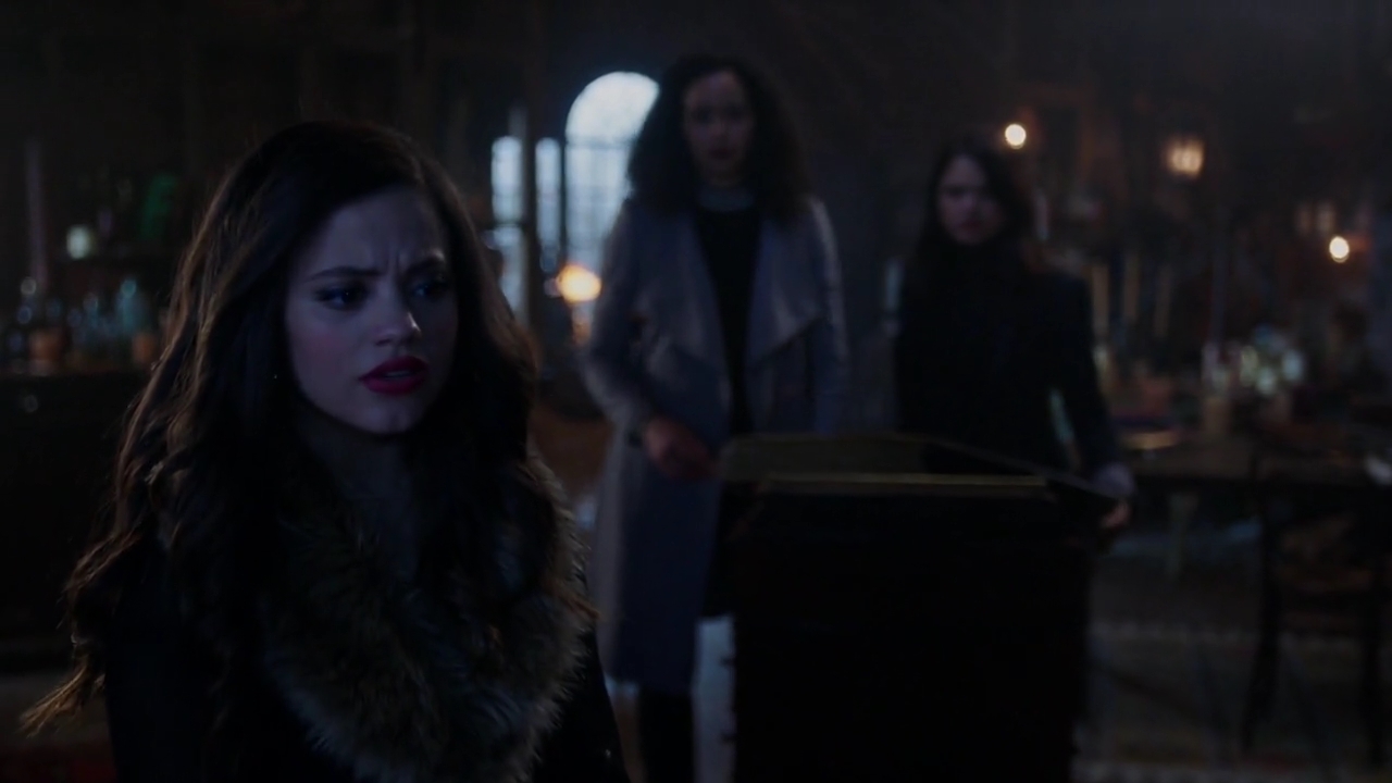 Charmed-Online-dot-nl_Charmed-1x20Ambush01432.jpg Charmed-Online-dot-nl_Charmed-1x20Ambush01432.jpg