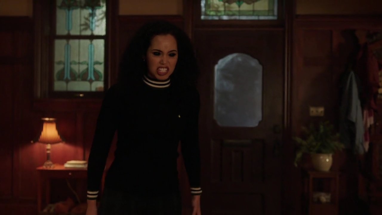 Charmed-Online-dot-nl_Charmed-1x20Ambush01506.jpg Charmed-Online-dot-nl_Charmed-1x20Ambush01506.jpg