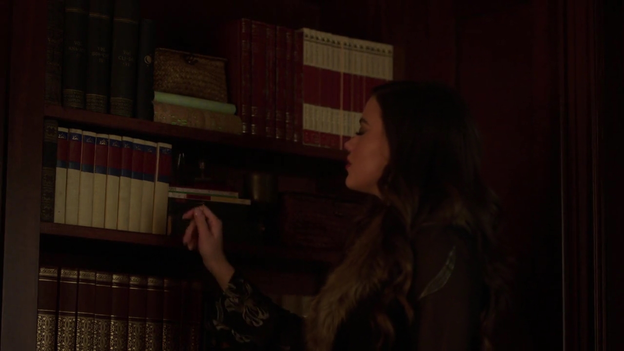 Charmed-Online-dot-nl_Charmed-1x20Ambush01611.jpg Charmed-Online-dot-nl_Charmed-1x20Ambush01611.jpg