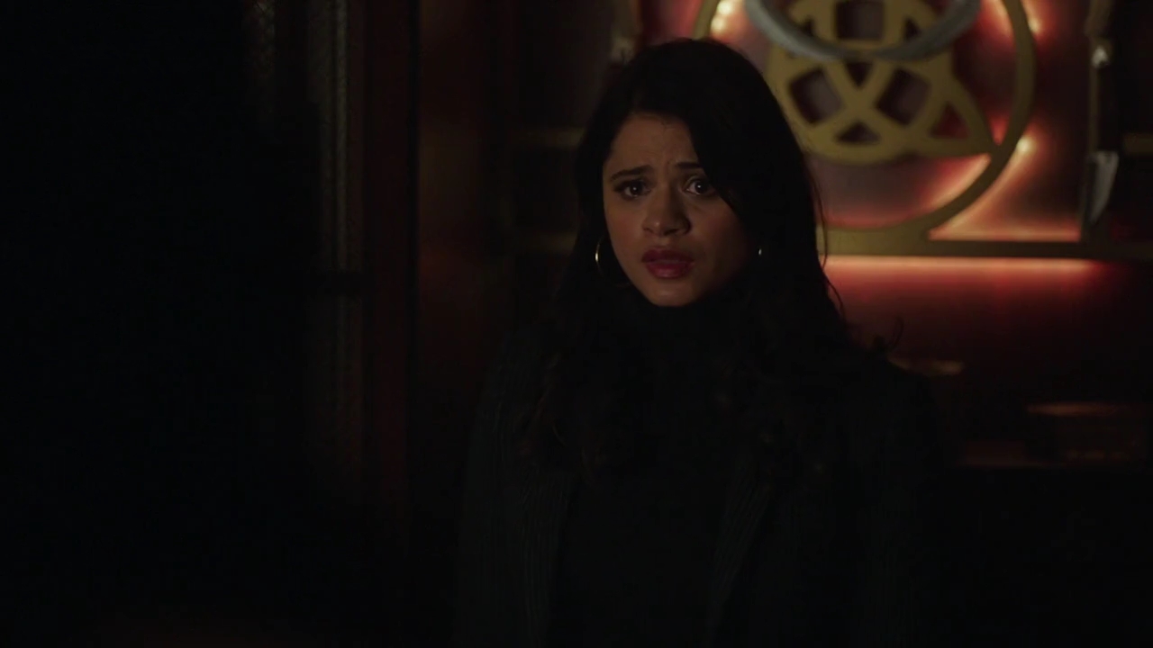 Charmed-Online-dot-nl_Charmed-1x20Ambush01741.jpg Charmed-Online-dot-nl_Charmed-1x20Ambush01741.jpg