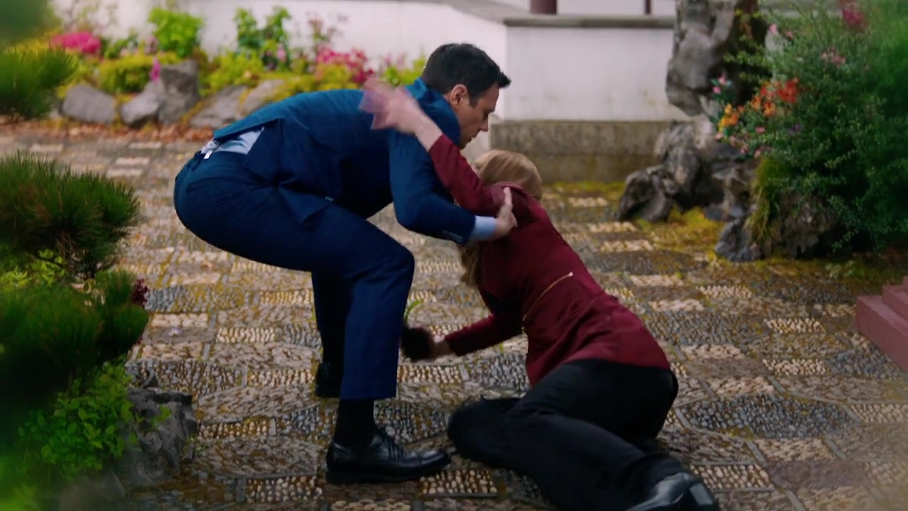 Charmed-Online-dot-nl_Charmed-1x21RedRain00956.jpg Charmed-Online-dot-nl_Charmed-1x21RedRain00956.jpg