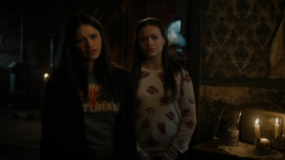 Charmed-Online-dot-nl_Charmed2x18DontLookBackInAnger2111.jpg