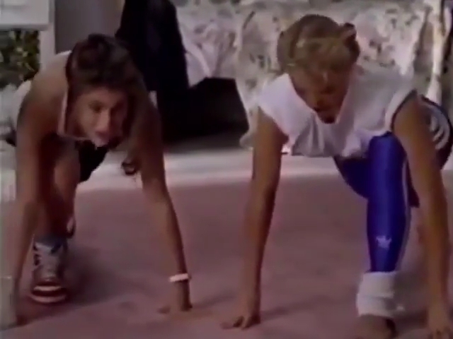 Charmed-Online-dot-nl_AlyssaMilanosTeenSteamWorkout0506.jpg