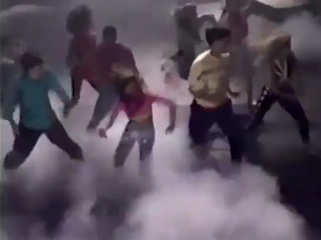 Charmed-Online-dot-nl_AlyssaMilanosTeenSteamWorkout1668.jpg Charmed-Online-dot-nl_AlyssaMilanosTeenSteamWorkout1668.jpg