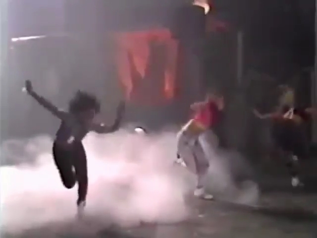 Charmed-Online-dot-nl_AlyssaMilanosTeenSteamWorkout1701.jpg Charmed-Online-dot-nl_AlyssaMilanosTeenSteamWorkout1701.jpg