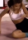 Charmed-Online-dot-nl_AlyssaMilanosTeenSteamWorkout1070.jpg