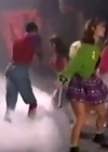 Charmed-Online-dot-nl_AlyssaMilanosTeenSteamWorkout1612.jpg
