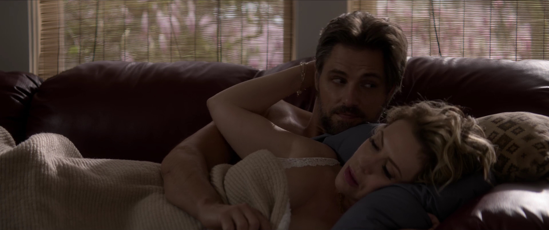 Charmed-Online-dot-nl_Brazen4430.jpg Charmed-Online-dot-nl_Brazen4430.jpg