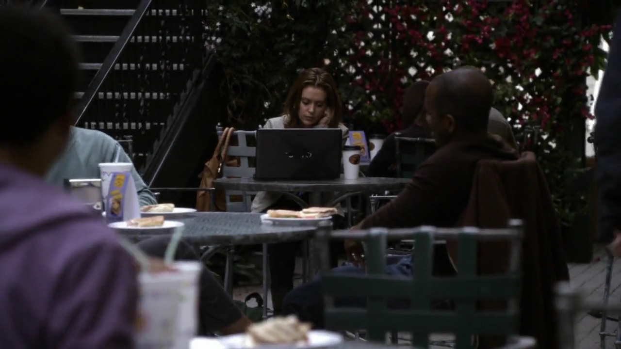 Charmed-Online-dot-net_BreakingIn1x02-0307.jpg