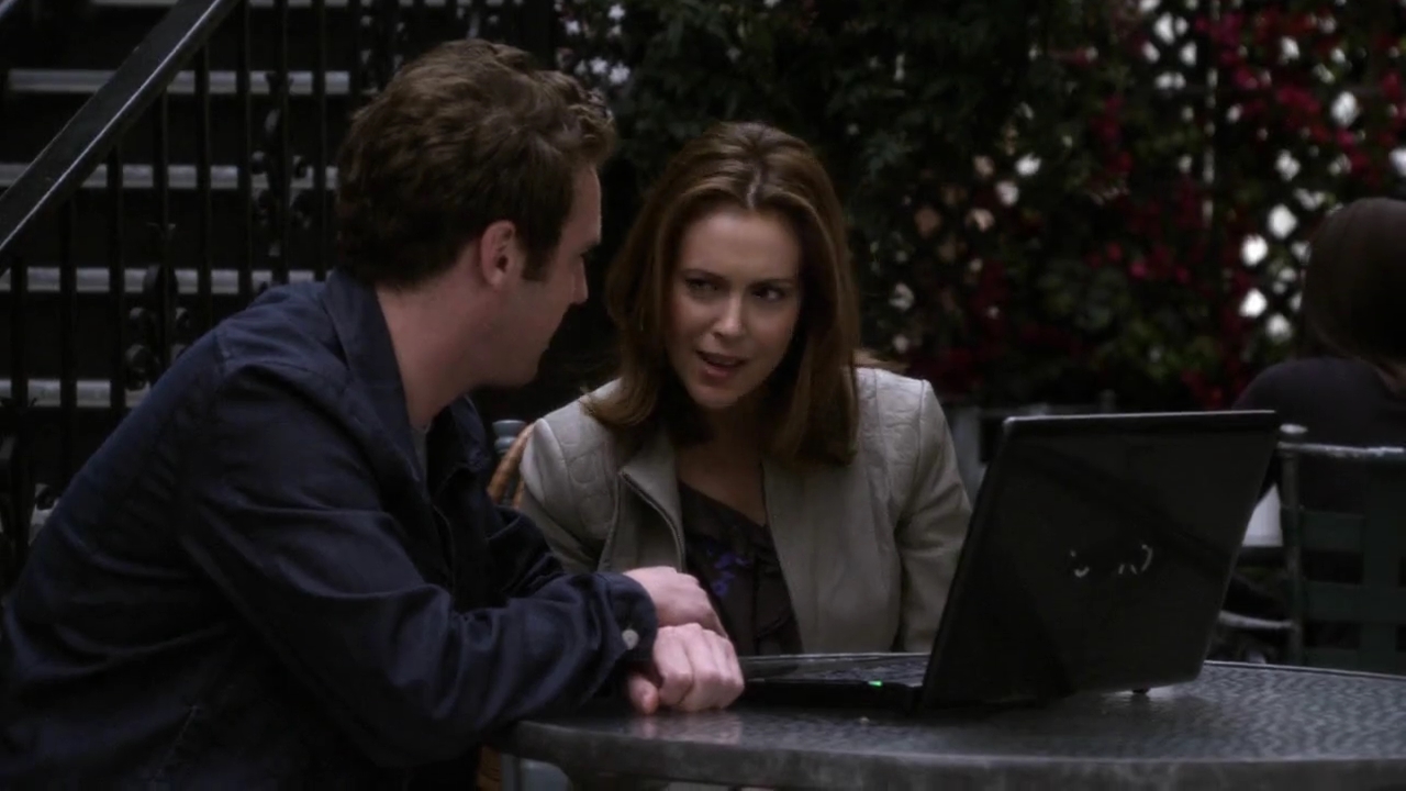 Charmed-Online-dot-net_BreakingIn1x02-0351.jpg