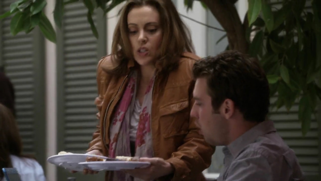Charmed-Online-dot-net_BreakingIn1x02-0411.jpg