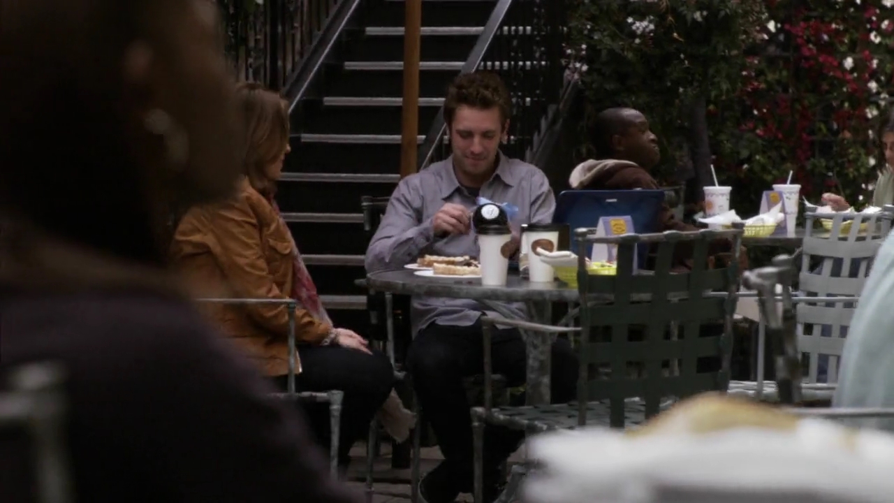 Charmed-Online-dot-net_BreakingIn1x02-0441.jpg