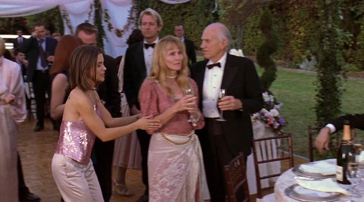 charmed-online-dot-net_BuyingTheCow4541.jpg charmed-online-dot-net_BuyingTheCow4541.jpg