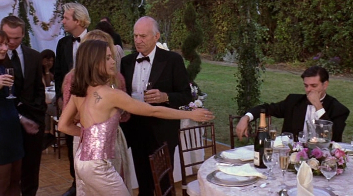 charmed-online-dot-net_BuyingTheCow4542.jpg