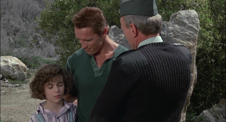 Charmed-Online-dot-net_Commando0415.jpg