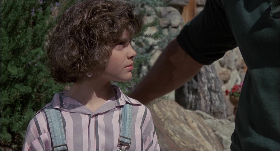 Charmed-Online-dot-net_Commando0455.jpg