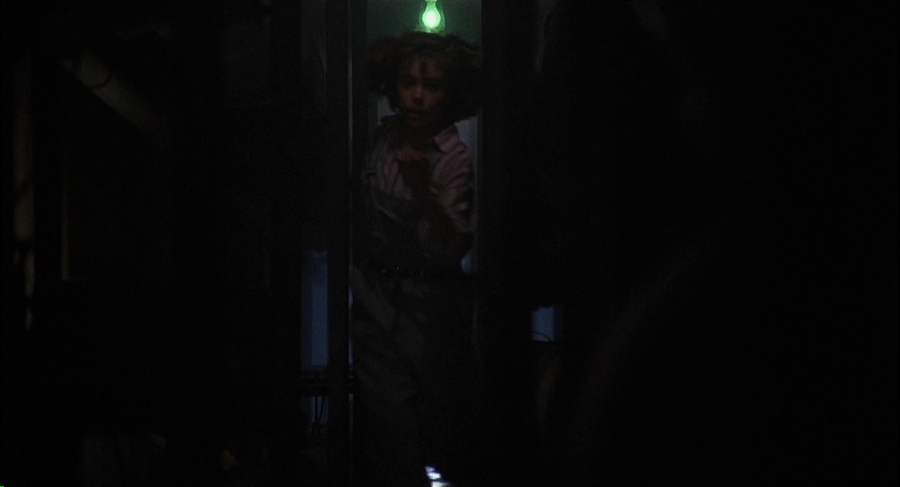 Charmed-Online-dot-net_Commando3526.jpg
