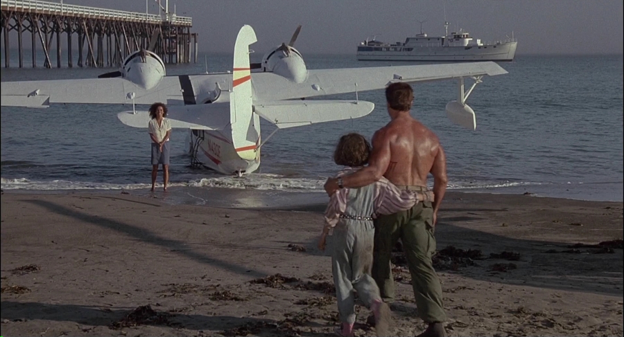 Charmed-Online-dot-net_Commando3925.jpg