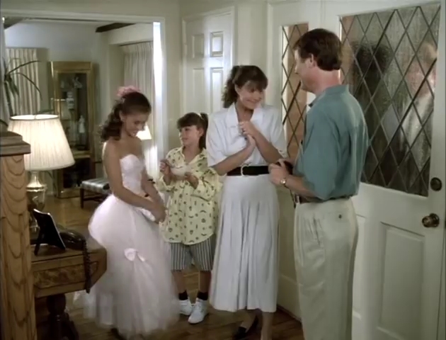 Charmed-Online-dot-nl_DanceTillDawn1188.jpg