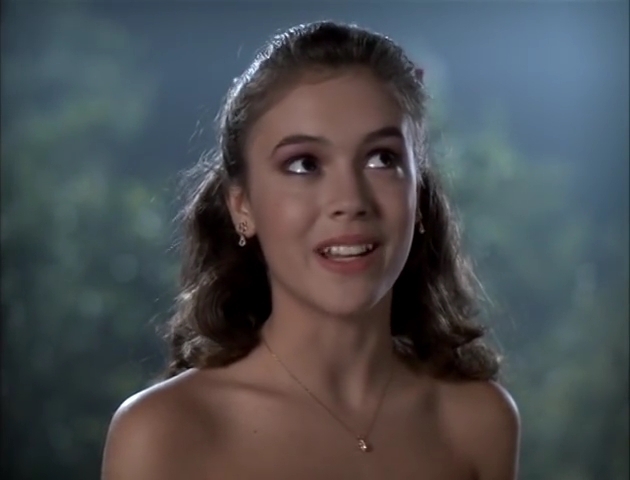 Charmed-Online-dot-nl_DanceTillDawn3340.jpg