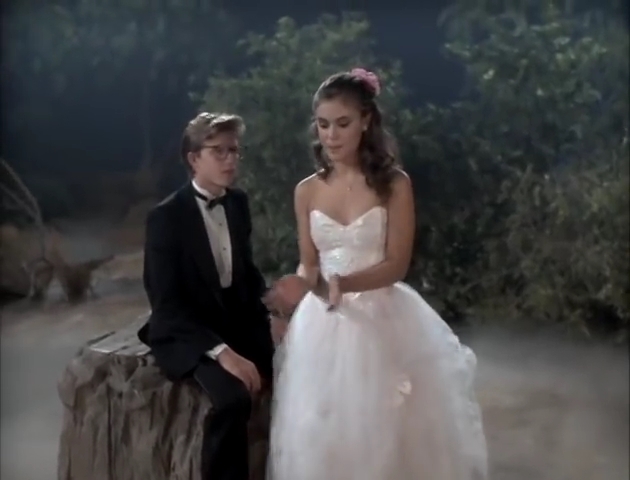 Charmed-Online-dot-nl_DanceTillDawn3354.jpg