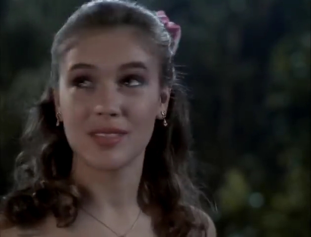 Charmed-Online-dot-nl_DanceTillDawn3425.jpg