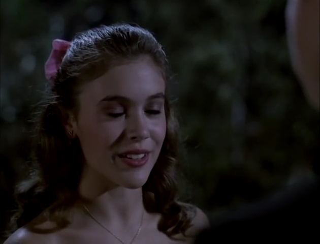 Charmed-Online-dot-nl_DanceTillDawn3789.jpg