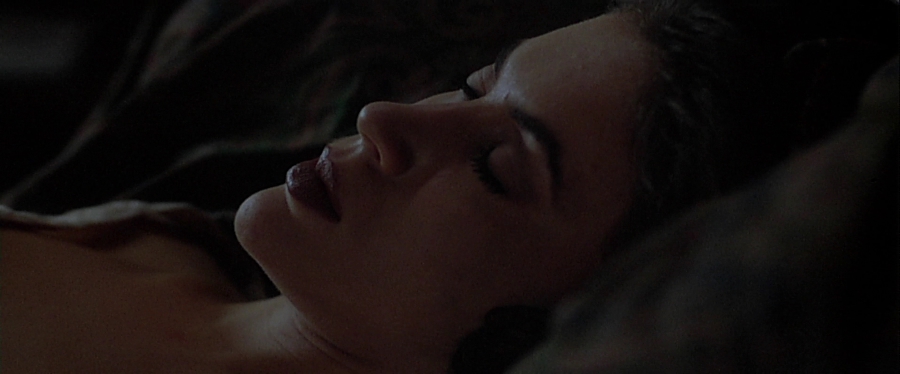 charmed-online-dot-net_EmbraceOfTheVampire0392.jpg charmed-online-dot-net_EmbraceOfTheVampire0392.jpg