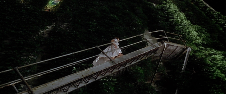 charmed-online-dot-net_EmbraceOfTheVampire0489.jpg charmed-online-dot-net_EmbraceOfTheVampire0489.jpg