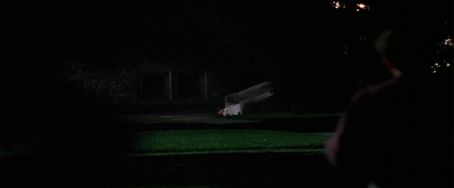 charmed-online-dot-net_EmbraceOfTheVampire0738.jpg
