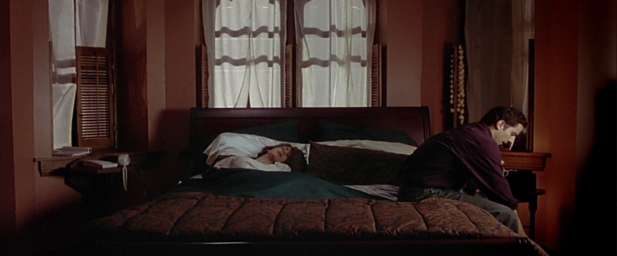 charmed-online-dot-net_EmbraceOfTheVampire0788.jpg