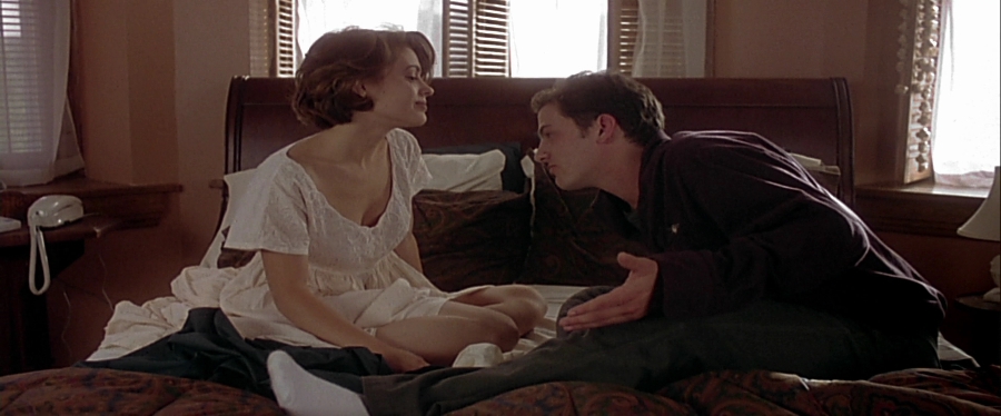 charmed-online-dot-net_EmbraceOfTheVampire0856.jpg charmed-online-dot-net_EmbraceOfTheVampire0856.jpg