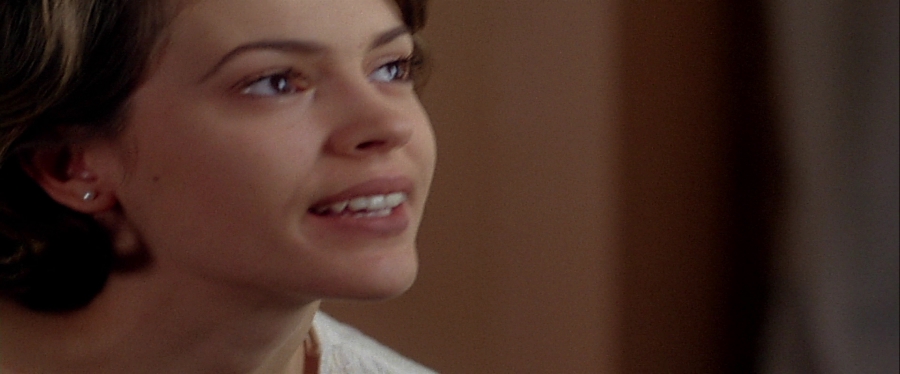 charmed-online-dot-net_EmbraceOfTheVampire0859.jpg