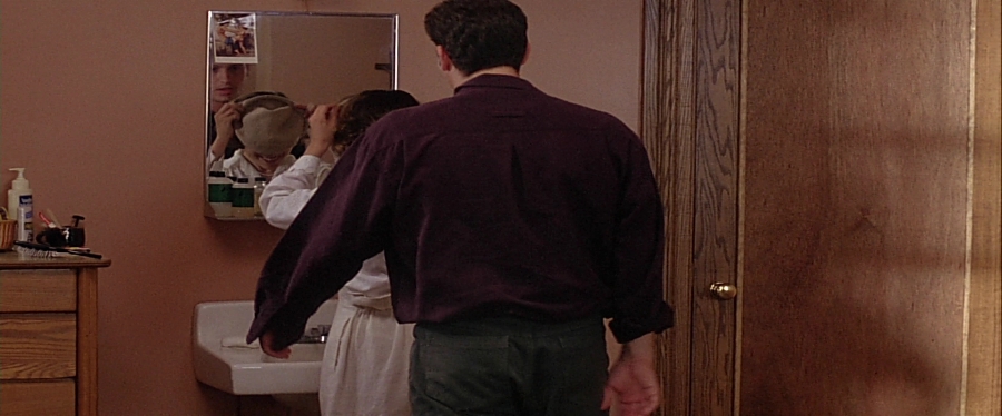 charmed-online-dot-net_EmbraceOfTheVampire1003.jpg