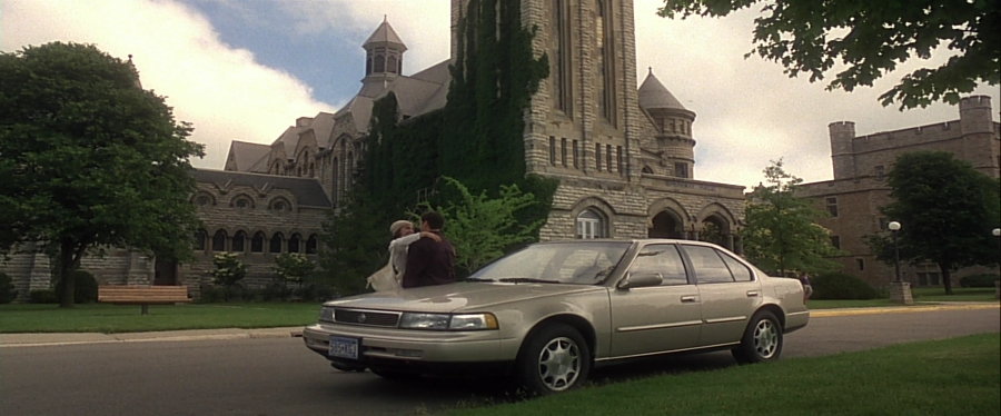charmed-online-dot-net_EmbraceOfTheVampire1060.jpg